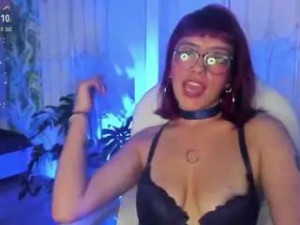 Watch this complete video called Cute-hollywood Cam porn model from camsoda