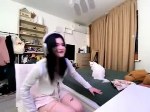 Watch the hardcore video titled Adelineschempp Cam porn model from chaturbate