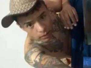 View complete clip named sexymoreno6999, trans