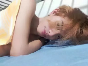 Watch the complete clip titled RileyRuben, 23 years old, brunette hair trans