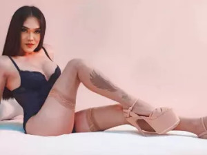 View this uncensored clip called SatiableSasha, 31 years old, brunette hair trans