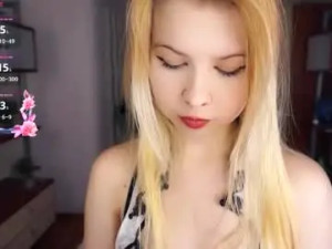 Enjoy watching uncensored video of Quennabrucker Cam porn model from chaturbate