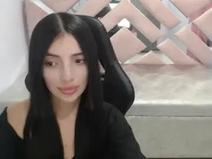 Stream complete scene named Cynthia_ch Cam porn model from chaturbate