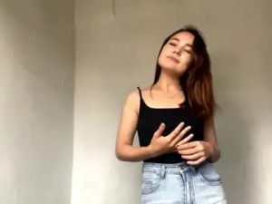 Stream the HD clip called Trinidadcarranza Cam porn model from chaturbate