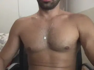 Enjoy watching the uncensored video of mlkcurteperi, 29 years old, male