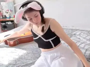 Watch this uncut video titled Terranaufzinger Cam porn model from chaturbate