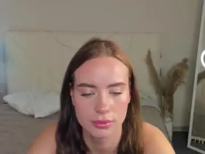 View this hardcore movie named Ameli_povilainn Cam porn model from chaturbate