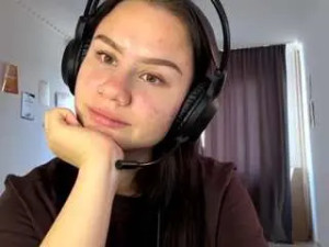 View the full video called Dainawalcott Cam porn model from camsoda