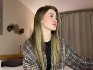 Stream this HD clip titled Lily_savage Cam porn model from chaturbate