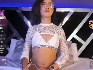 View the uncut scene called alidiaz__, 18 years old, trans