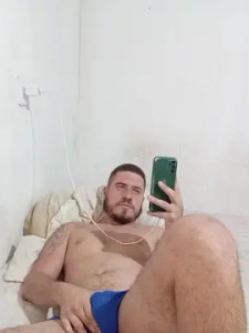 View the complete video titled casado062, 18 years old, male