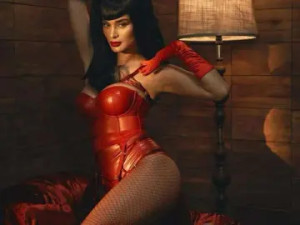 Enjoy watching this uncut clip titled TheWildMajesty, 28 years old, brunette hair trans