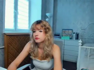 Enjoy watching this full video named Quiet_glowww Cam porn model from chaturbate