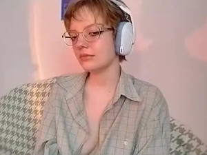 Play HD video called Kimbrawinkle Cam porn model from chaturbate