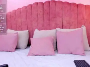 Watch this complete scene of Choe_miller Cam porn model from chaturbate