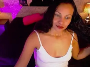 Play hardcore clip called Jazmin_shy Cam porn model from chaturbate