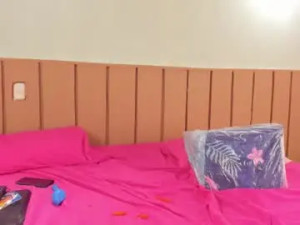 View full video of Roussvelvet Cam porn model from chaturbate