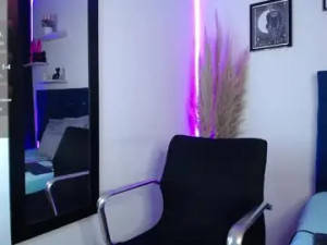 Watch this complete video of Leila_wilson Cam porn model from chaturbate