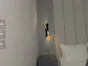 Play HD movie named Vivienamour Cam porn model from chaturbate