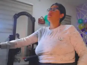 Play this complete video called Brittany_and_wizkhal Cam porn model from chaturbate