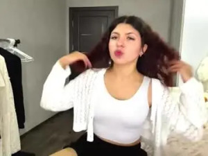 Stream full scene titled Babyjune18 Cam porn model from chaturbate