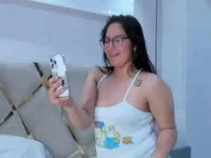 Play hardcore movie of Mariiefox Cam porn model from chaturbate