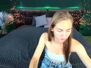 View this complete video of Milaaddam Cam porn model from chaturbate