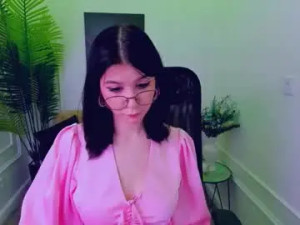 Watch this uncensored movie named Mellsawertyq Cam porn model from chaturbate