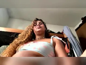 Watch this uncut scene called KauAyraa, trans