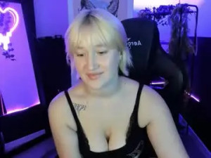 Watch the uncut scene called Cinbellamy Cam porn model from chaturbate