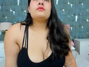 View the complete movie named Valentinaluna23 Cam porn model from chaturbate