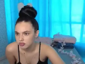 Stream this complete video of Darksirenn Cam porn model from chaturbate