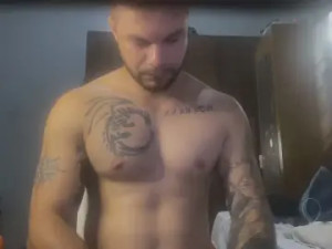 Play the uncensored movie of gamer_lol03, 28 years old, male