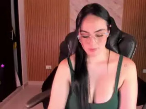 Enjoy watching full video of Ashly_moonn Cam porn model from chaturbate
