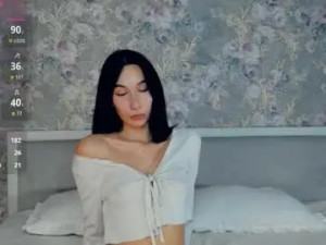 Watch this full movie of Lauuraray Cam porn model from chaturbate