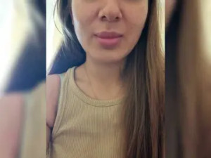 View uncensored video of Jasmin191 Cam porn model from bongacams