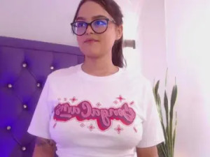 Watch this HD scene of Coquette-Star Cam porn model from bongacams