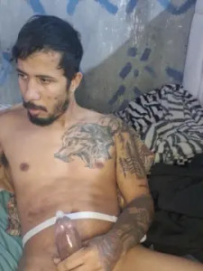 Watch uncut scene named Chilenohh, 31 years old, male