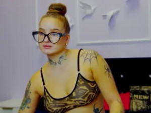 Watch the uncut movie named Asti_glow Cam porn model from chaturbate