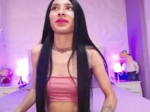 View this uncut scene titled Chloedeckergray Cam porn model from chaturbate