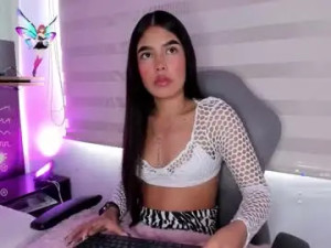 Watch the complete movie named Sara_as_ Cam porn model from chaturbate