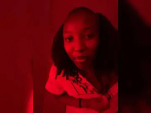 Play the complete scene called Zariblaze Cam porn model from bongacams