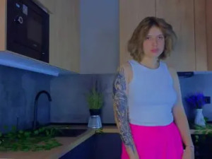 View the uncut movie of SirenExotica Cam porn model from bongacams