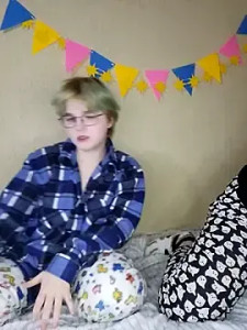 Enjoy watching HD movie of ricky_feline, 18 years old, blonde hair trans
