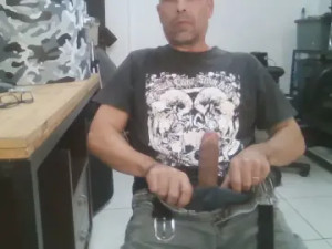 Play the HD movie called ksldiscretinhos, 48 years old, male