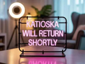View the HD scene of Katioska25 Cam porn model from bongacams