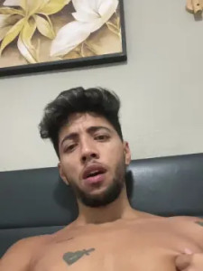 Play the HD clip of pedrozinhoo, 31 years old, male