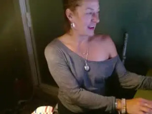 Play uncensored video called Moistknickerchick69 Cam porn model from chaturbate