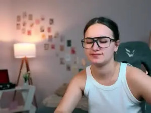 Stream the uncut scene titled Yourcutieeyes Cam porn model from chaturbate