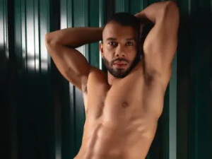 Play this HD clip of AxelGowther, 29 years old, brunette hair male